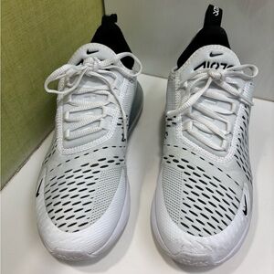Nike Air Max 270 Size 8.5